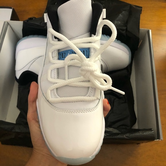 Jordan Legend Blue 11 Retro Lows - Picture 8 of 9